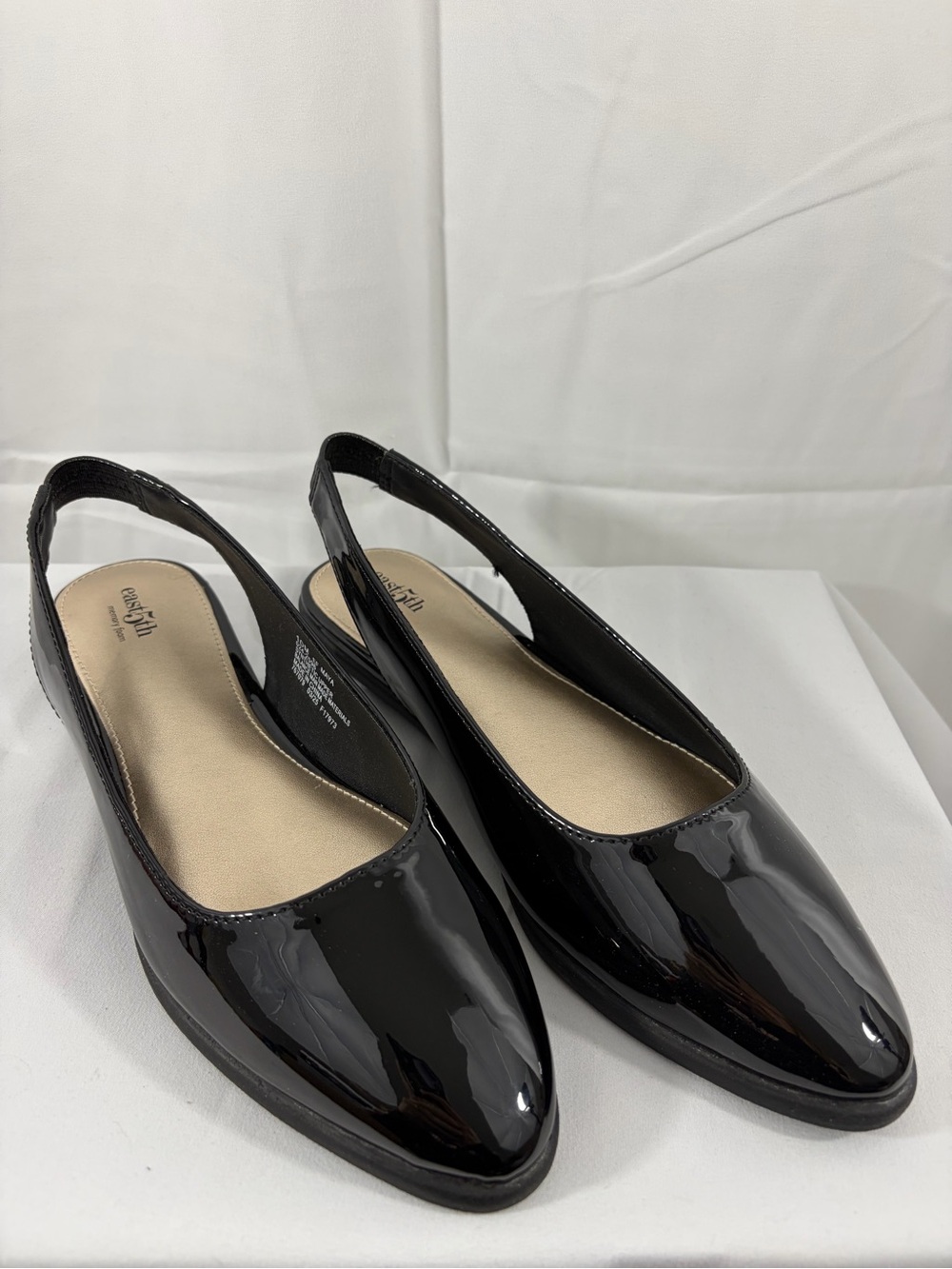 NWT East 5th Women’s Size 10 Shiny Black Slingback Flats